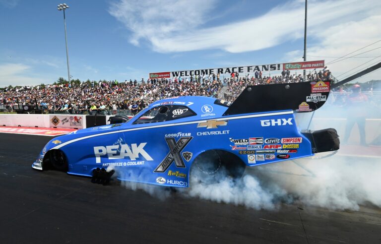 Action-Packed Sunday for John Force Racing at Inaugural NHRA Nationals 19 75 year old john force races to record 157th nhra victory at new Action-Packed Sunday for John Force Racing at Inaugural NHRA Nationals